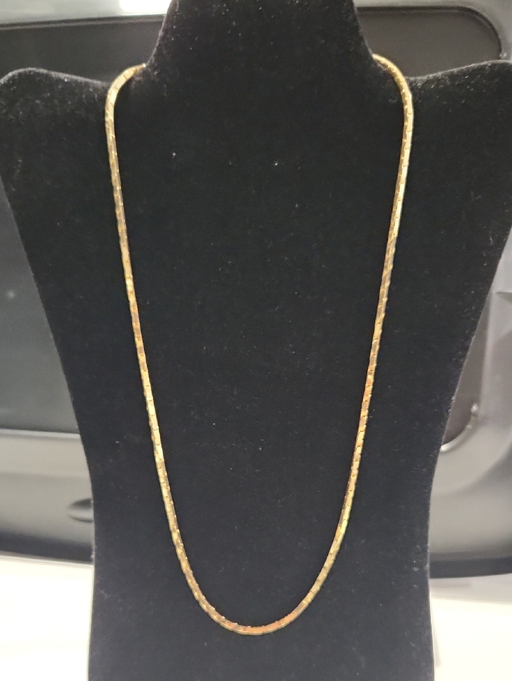 Vintage Gold Flat Herringbone Necklace 24"